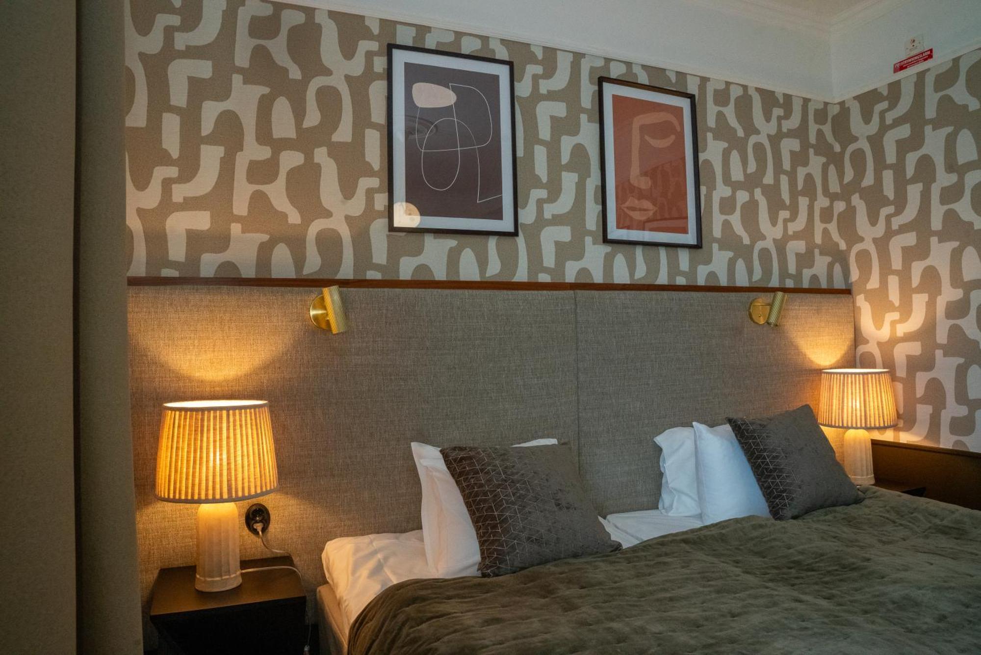 Best Western Plus Grand Hotel Халмщад Екстериор снимка