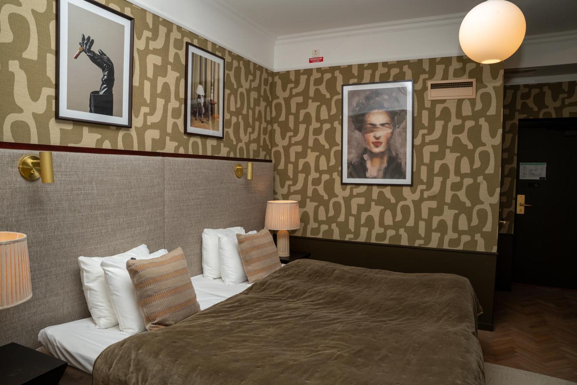 Best Western Plus Grand Hotel Халмщад Екстериор снимка